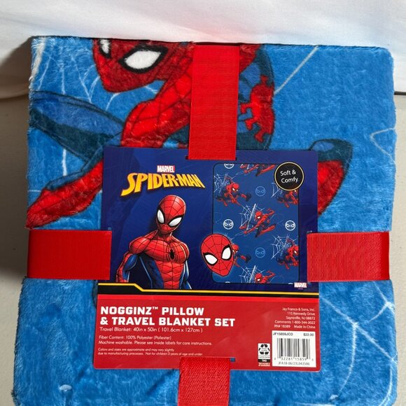 Nogginz Spiderman Pillow & Travel Blanket Set - Picture 2 of 2